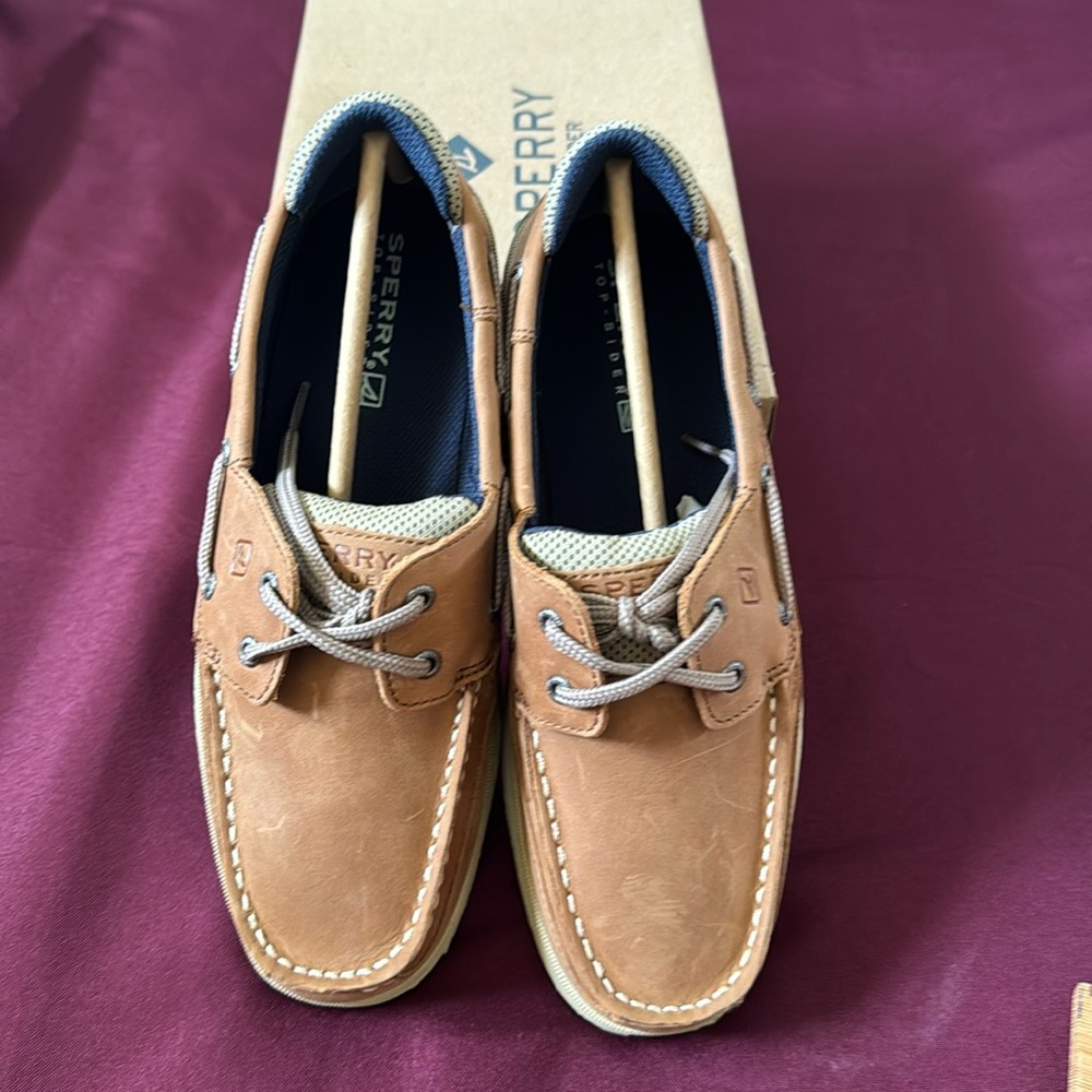 Sperry Lanyard boys size 6 shoes